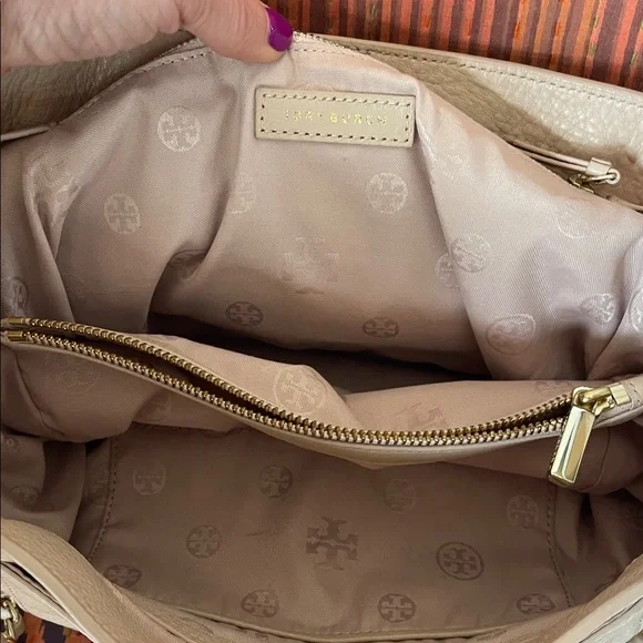 Tory Burch Beige Marion Leather Whipstitch Chain Shoulder Bag - Picture 5 of 5